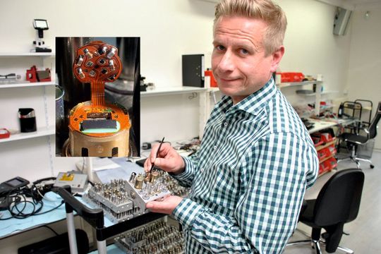 Oliver Cramm kennt viele typische Elektronikfehler. Einer betrifft den Bremsdrucksensor des ABS/ESP-Steuergeräts ATE MK 60. Hier brechen feinste Bonding-Drähte im Lauf der Zeit ab. Für seriöse Spezialisten wie C3 ist die Instandsetzung kein Problem.