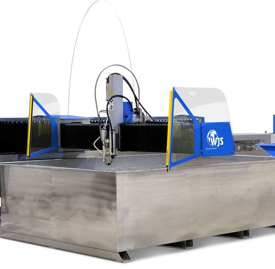 Beim T-Modell von Water Jet Sweden handelt es sich nach Aussage des Herstellers um eine Mehrzweck-Wasserstrahlschneidmaschine. Beim T-Modell von Water Jet Sweden handelt es sich nach Aussage des Herstellers um eine Mehrzweck-Wasserstrahlschneidmaschine.