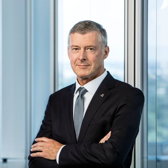 Bilfinger CEO Tom Blades hat dem Konzern eine neue strategische Ausrichtung gegeben. Bilfinger CEO Tom Blades hat dem Konzern eine neue strategische Ausrichtung gegeben.