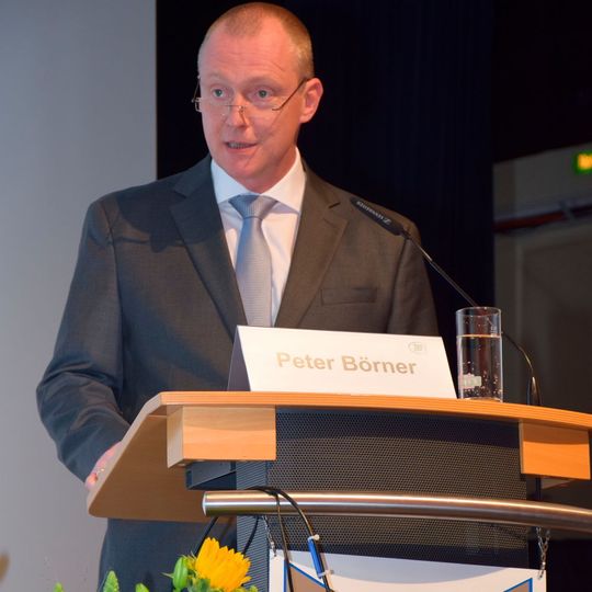 ZKF-Präsident Peter Börner warf einen kritischen, aber auch zufriedenen Blick in die Zukunft der Branche. ZKF-Präsident Peter Börner warf einen kritischen, aber auch zufriedenen Blick in die Zukunft der Branche.