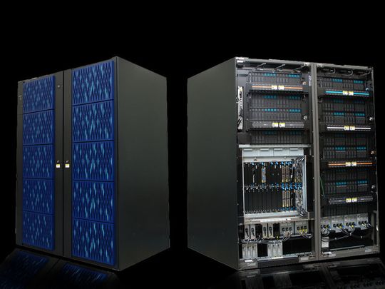 Die USP-V von Hitachi verwaltet und provisioniert internen und externen Speicher. Die USP-V von Hitachi verwaltet und provisioniert internen und externen Speicher.