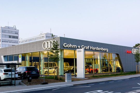 Neue Audi-Repräsentanz in Kostanz: der 2015 eröffnete Terminal-Betrieb von Graf Hardenberg. Neue Audi-Repräsentanz in Kostanz: der 2015 eröffnete Terminal-Betrieb von Graf Hardenberg.