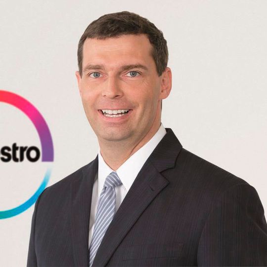 „Ich freue mich darauf, mit diesem tollen Team die Grenzen des Möglichen weiter zu verschieben und unseren erfolgreichen Weg fortzusetzen“, sagte Markus Steilmann zu seiner Ernennung zum zukünftigen CEO von Covestro. „Ich freue mich darauf, mit diesem tollen Team die Grenzen des Möglichen weiter zu verschieben und unseren erfolgreichen Weg fortzusetzen“, sagte Markus Steilmann zu seiner Ernennung zum zukünftigen CEO von Covestro.