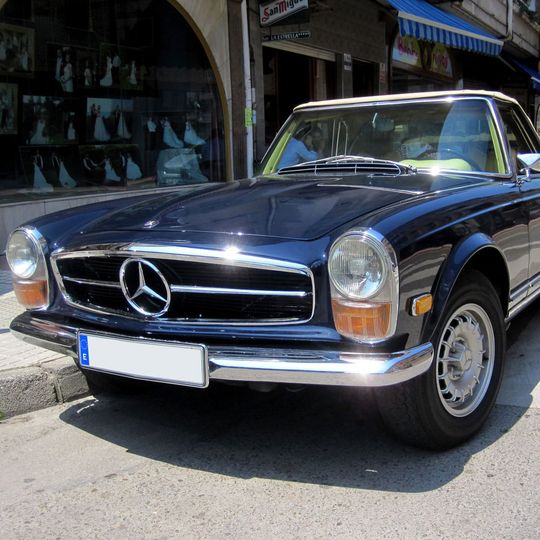 Beim Mercedes SL W113 tippen die Studienautoren auf eine Wertsteigerung in naher Zukunft. Beim Mercedes SL W113 tippen die Studienautoren auf eine Wertsteigerung in naher Zukunft.