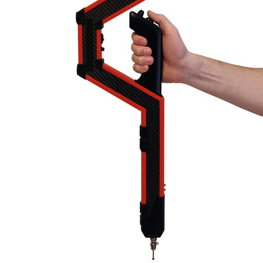 Mit dem drahtlosen System T Control können Rohre und Verbindungselemente wie Flanschen einfach direkt vor Ort vermessen werden. Mit dem drahtlosen System T Control können Rohre und Verbindungselemente wie Flanschen einfach direkt vor Ort vermessen werden.