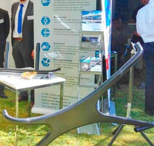 CG TEC in Spalt entwickelt, wie es heißt, nun eine Tragwerkstruktur für Ultraleicht-Hubschrauber und erobert mit dieser Idee unter 4500 Förderprojekten einen Spitzenplatz.