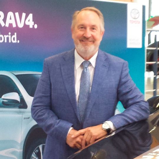 Michael Thiede wurde zum Ehrenpräsidenten des europäischen Toyota-Händlerverbands ernannt. Michael Thiede wurde zum Ehrenpräsidenten des europäischen Toyota-Händlerverbands ernannt.