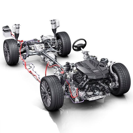 Audi rüstet den neuen A8 serienmäßig mit einem 48-Volt-Bordnetz aus. Audi rüstet den neuen A8 serienmäßig mit einem 48-Volt-Bordnetz aus.