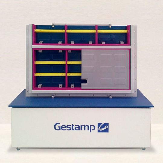 Gestamp präsentierte auf der Automotive Engineering Expo ein Batteriemodul-Konzept für Elektrofahrzeuge. Gestamp präsentierte auf der Automotive Engineering Expo ein Batteriemodul-Konzept für Elektrofahrzeuge.