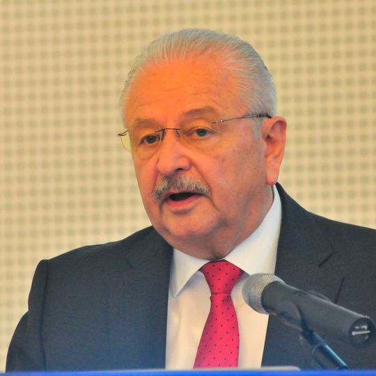 Jürgen Karpinski ist nach seiner ersten Amtszeit als Präsident des ZDK einstimmig wiedergewählt worden. Jürgen Karpinski ist nach seiner ersten Amtszeit als Präsident des ZDK einstimmig wiedergewählt worden.
