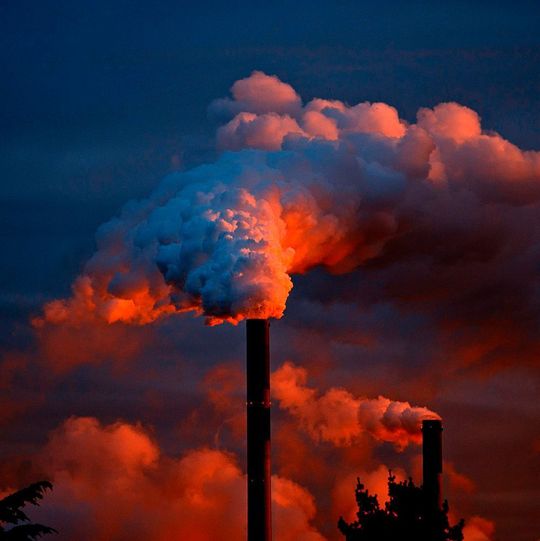 Stickoxide (NOx) sind toxische Gase, die in fast allen Industrieabgasen vorkommen. Stickoxide (NOx) sind toxische Gase, die in fast allen Industrieabgasen vorkommen.