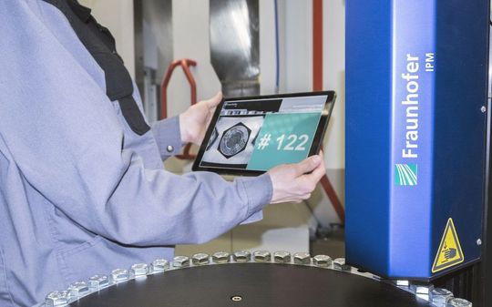 Das "Track & Trace Fingerprint" ist ein markerfreies System zur Rückverfolgung von Massenbauteilen. Das "Track & Trace Fingerprint" ist ein markerfreies System zur Rückverfolgung von Massenbauteilen.