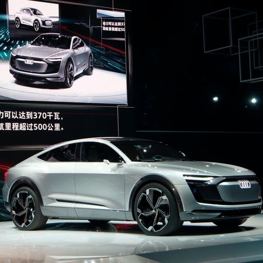 Die Konzeptstudie des e-tron Sportback präsentierte Audi auf der Auto Shanghai in diesem Jahr. Die Konzeptstudie des e-tron Sportback präsentierte Audi auf der Auto Shanghai in diesem Jahr.
