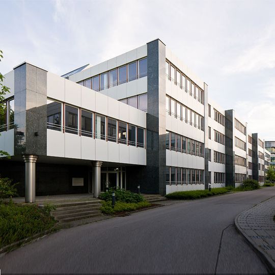 Schlemmer zieht Anfang Juli von Poing in seine neue Unternehmenszentrale in Aschheim (im Bild) um. Schlemmer zieht Anfang Juli von Poing in seine neue Unternehmenszentrale in Aschheim (im Bild) um.