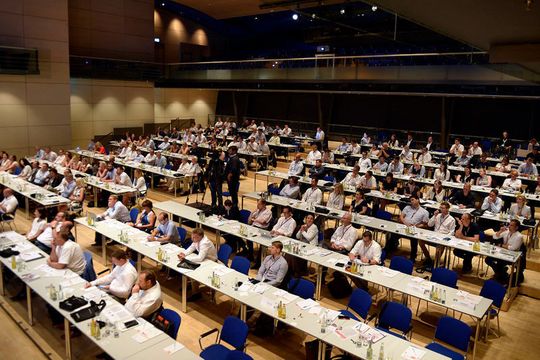 Rund 200 Marketingentscheider aus dem B2B erfuhren am TIK 2017 alles rund um das Motto „B2B-Marketing der Zukunft – Digitale Transformation“. Rund 200 Marketingentscheider aus dem B2B erfuhren am TIK 2017 alles rund um das Motto „B2B-Marketing der Zukunft – Digitale Transformation“.