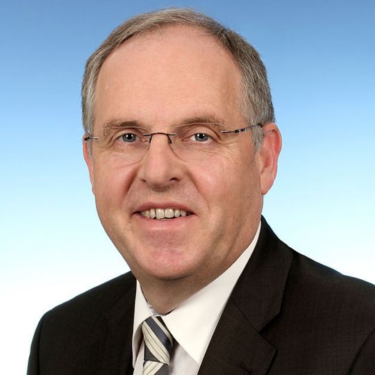 Professor Dr. Harald Ludanek ist amtierende Entwicklungsvorstand bei Volkswagen Nutzfahrzeuge. Er wird auf eigenen Wunsch zum 1. August 2017 in den Vorruhestand gehen. Professor Dr. Harald Ludanek ist amtierende Entwicklungsvorstand bei Volkswagen Nutzfahrzeuge. Er wird auf eigenen Wunsch zum 1. August 2017 in den Vorruhestand gehen.