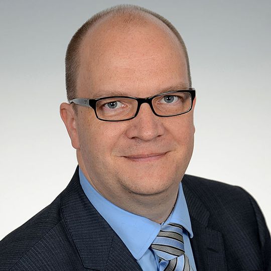 Thomas Burkhardt, Leiter Ressort Finanzwesen, ist seit dem 1. Juli 2017 neuer Geschäftsführer bei SKF. Thomas Burkhardt, Leiter Ressort Finanzwesen, ist seit dem 1. Juli 2017 neuer Geschäftsführer bei SKF.