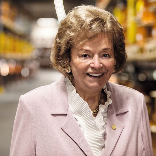 Unternehmensgründerin Ursula Ida Lapp übernimmt den Ehrenvorsitz des Aufsichtsrats der U.I. Lapp GmbH. Unternehmensgründerin Ursula Ida Lapp übernimmt den Ehrenvorsitz des Aufsichtsrats der U.I. Lapp GmbH.