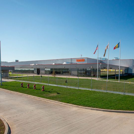 Die neue Produktionsstätte nahe Ploiești ist das zweite Timken Werk in Rumänien und soll der Abdeckung des weltweiten Bedarfs an hochtechnisierten Timken Kegelrollenlagern in Größen bis zu 300 mm Durchmesser dienen. In das auf einem Gelände von 15.000 m² gelegene hochmoderne Werk wurden rund 60 Millionen US-Dollar investiert. Zunächst 120 Mitarbeiter sind dort beschäftigt. Die neue Produktionsstätte nahe Ploiești ist das zweite Timken Werk in Rumänien und soll der Abdeckung des weltweiten Bedarfs an hochtechnisierten Timken Kegelrollenlagern in Größen bis zu 300 mm Durchmesser dienen. In das auf einem Gelände von 15.000 m² gelegene hochmoderne Werk wurden rund 60 Millionen US-Dollar investiert. Zunächst 120 Mitarbeiter sind dort beschäftigt.