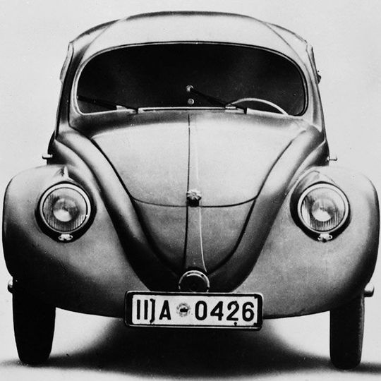 Seit 1945 wurde Käfer insgesamt 21.529.464 verkauft. Seit 1945 wurde Käfer insgesamt 21.529.464 verkauft.