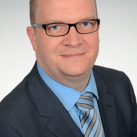 Thomas Burkhardt wurde zum neuen Geschäftsführer der SKF GmbH ernannt. Thomas Burkhardt wurde zum neuen Geschäftsführer der SKF GmbH ernannt.