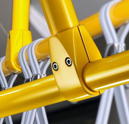 Der Montageservice von Brinck fertigt nicht allein Segmente oder Einzelkomponenten für die Steigtechnik an, wie es heißt. Vormontierte Haltestangen für den Innenbereich von öffentlichen Verkehrsmitteln, wie Busse, Straßenbahnen oder Personenzüge gehörten auch zur Brinck-Expertise. Der Montageservice von Brinck fertigt nicht allein Segmente oder Einzelkomponenten für die Steigtechnik an, wie es heißt. Vormontierte Haltestangen für den Innenbereich von öffentlichen Verkehrsmitteln, wie Busse, Straßenbahnen oder Personenzüge gehörten auch zur Brinck-Expertise.