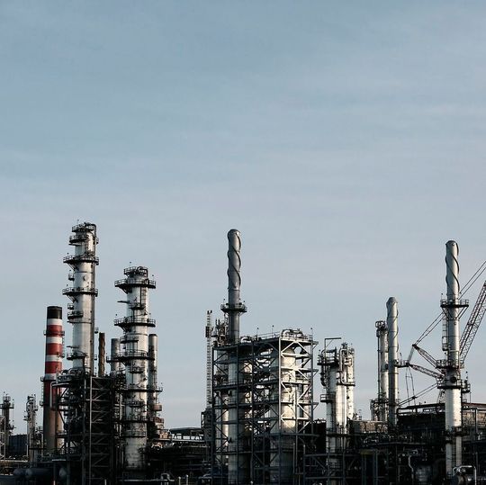The plant will be able to produce 1.3 million tons of polyethylene per year and is situated near an existing plant operated by ExxonMobil in Mont Belvieu, Texas. The plant will be able to produce 1.3 million tons of polyethylene per year and is situated near an existing plant operated by ExxonMobil in Mont Belvieu, Texas.
