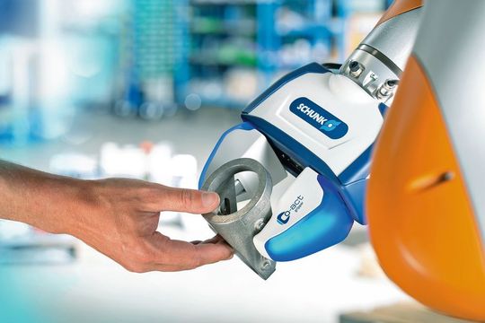 Schunk-MRK-Greifer verleihen Cobots die nötige Fingerfertigkeit. Schunk-MRK-Greifer verleihen Cobots die nötige Fingerfertigkeit.