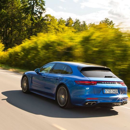 Wieviel Vernunft steckt also im Panamera Sport Turismo? Und wieviel Porsche? Wieviel Vernunft steckt also im Panamera Sport Turismo? Und wieviel Porsche?