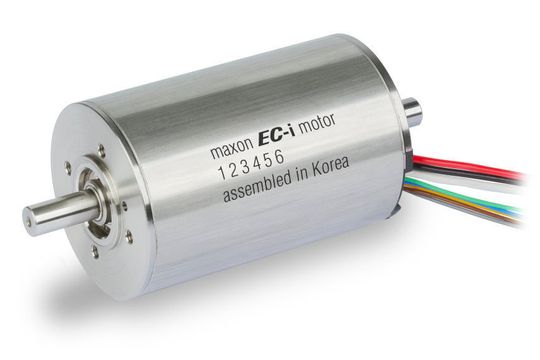 Beim bürstenlosen Gleichstrommotor EC-i 52 von Maxon Motor bestehen Gehäuse und Flansch aus Stahl. Beim bürstenlosen Gleichstrommotor EC-i 52 von Maxon Motor bestehen Gehäuse und Flansch aus Stahl.