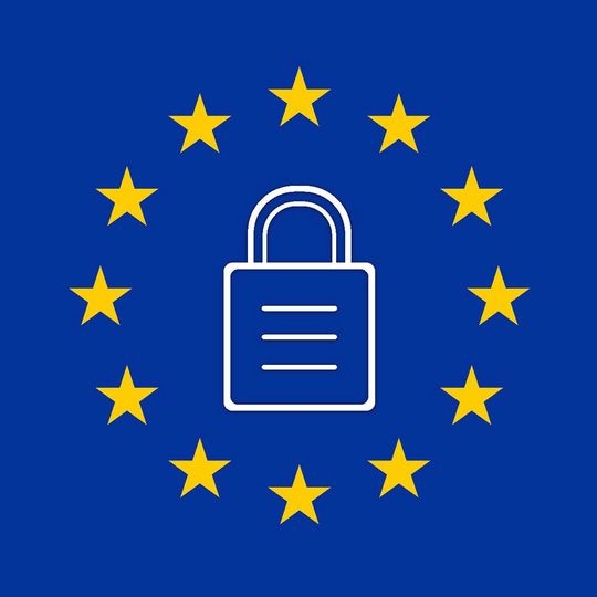 In knapp einem Jahr treten wichtige Änderungen der EU-Datenschutz-Grundverordnung in Kraft. Microsoft hat bereits Erfahrung bei der Umsetzung der DSGVO gesammelt und lässt Kunden und Partner mit einem Set an Tools daran teilhaben. In knapp einem Jahr treten wichtige Änderungen der EU-Datenschutz-Grundverordnung in Kraft. Microsoft hat bereits Erfahrung bei der Umsetzung der DSGVO gesammelt und lässt Kunden und Partner mit einem Set an Tools daran teilhaben.