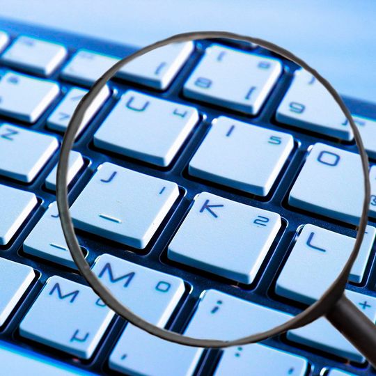 Die ISO 27001 Norm bietet einen systematisch strukturierten Ansatz für Informationssicherheit im Unternehmen. Die ISO 27001 Norm bietet einen systematisch strukturierten Ansatz für Informationssicherheit im Unternehmen.