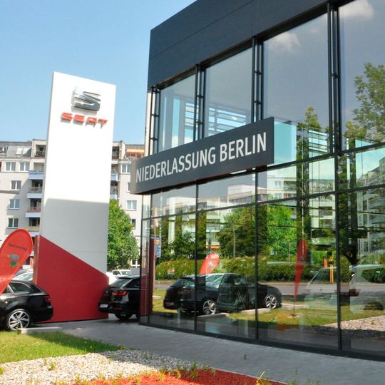Die Seat-Niederlassung Berlin ist unter den Top-Betrieben des diesjährigen Internet Sales Awards. Die Seat-Niederlassung Berlin ist unter den Top-Betrieben des diesjährigen Internet Sales Awards.