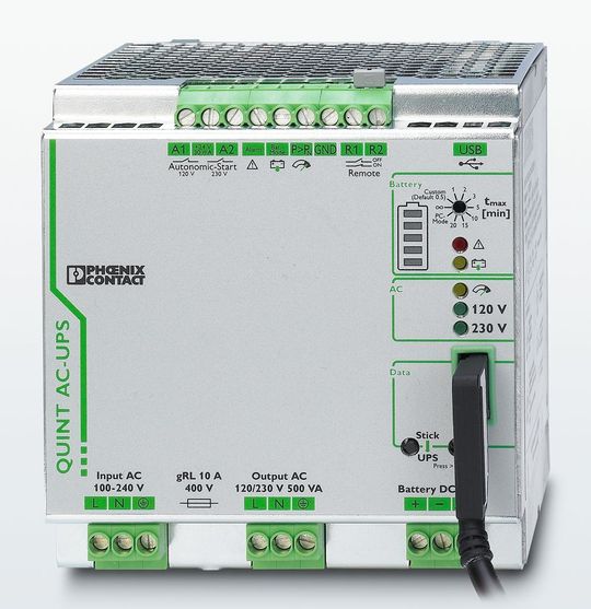 Durch die frontseitigen Statusmeldungen „Alarm“, Batterie-Modus“ und „Betriebsbereit“ ist das Service-Personal immer über den Zustand der Notstromversorgung informiert