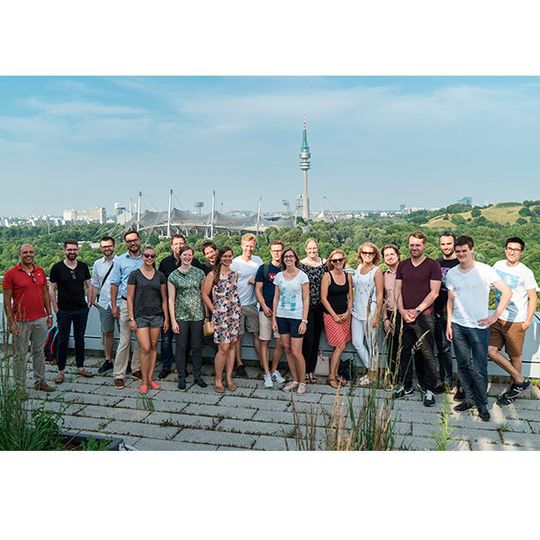 Das Team der Alexander Thamm GmbH darf sich über seine gute Marktposition freuen. Das Team der Alexander Thamm GmbH darf sich über seine gute Marktposition freuen.