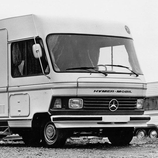 Die Hymer B-Klasse (1981) entwickelt sich zu einem der beliebtesten Reisemobile Europas. Die Hymer B-Klasse (1981) entwickelt sich zu einem der beliebtesten Reisemobile Europas.