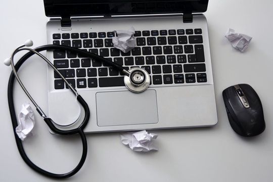 Unternehmen sollten auf eine gute Datenqualität achten und fehlerhafte Daten bereinigen. Unternehmen sollten auf eine gute Datenqualität achten und fehlerhafte Daten bereinigen.