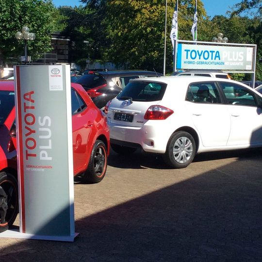 Die Toyota-Gebrauchtwagenmarke heißt jetzt Toyota Plus. Die Toyota-Gebrauchtwagenmarke heißt jetzt Toyota Plus.