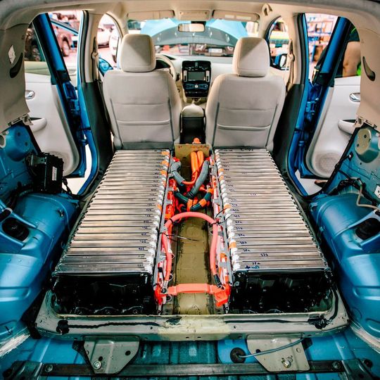 Nissan trennt sich von seinem gesamten Batteriegeschäft, das in der Tochter AESC gebündelt ist. Nissan trennt sich von seinem gesamten Batteriegeschäft, das in der Tochter AESC gebündelt ist.