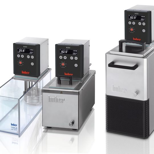 Abb. 1: Die Reihe Kiss umfasst über 50 Modelle zum Heizen und Kühlen, darunter Einhängethermostate, verschiedene Badthermostate und Umwälzthermostate sowie Kältethermostate. (Ausschnitt) Abb. 1: Die Reihe Kiss umfasst über 50 Modelle zum Heizen und Kühlen, darunter Einhängethermostate, verschiedene Badthermostate und Umwälzthermostate sowie Kältethermostate. (Ausschnitt)