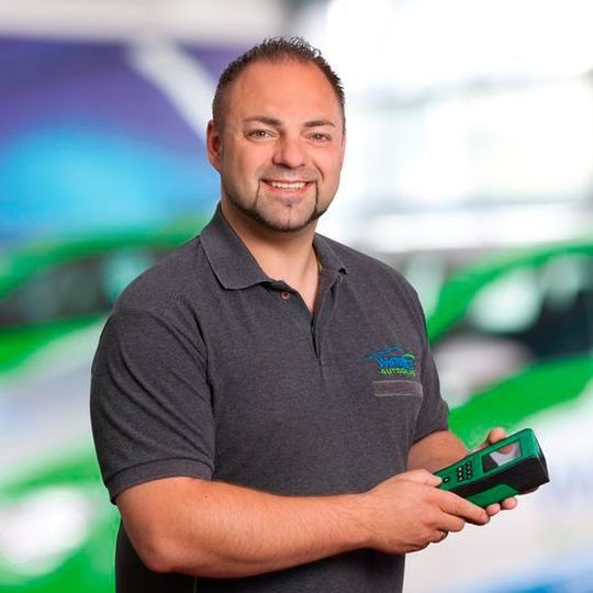 Gordon Kahler, technischer Leitr bei der Wintec AG, ist überzeugt, dass die Kalibrierungsquote nch dem Scheibentausch weiter steigen wird - insbesondere im Bereich Flotte. Gordon Kahler, technischer Leitr bei der Wintec AG, ist überzeugt, dass die Kalibrierungsquote nch dem Scheibentausch weiter steigen wird - insbesondere im Bereich Flotte.