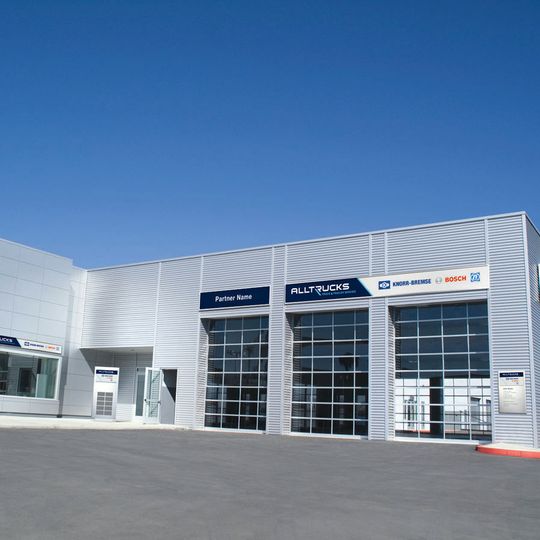 Das Gebäude des Alltrucks Truck & Trailer Service in Polen. Das Gebäude des Alltrucks Truck & Trailer Service in Polen.
