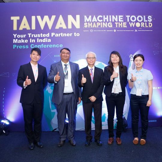 Taiwanese machine tool makers showcase cutting-edge technology at Delhi Machine Tool Expo 2017. Taiwanese machine tool makers showcase cutting-edge technology at Delhi Machine Tool Expo 2017.