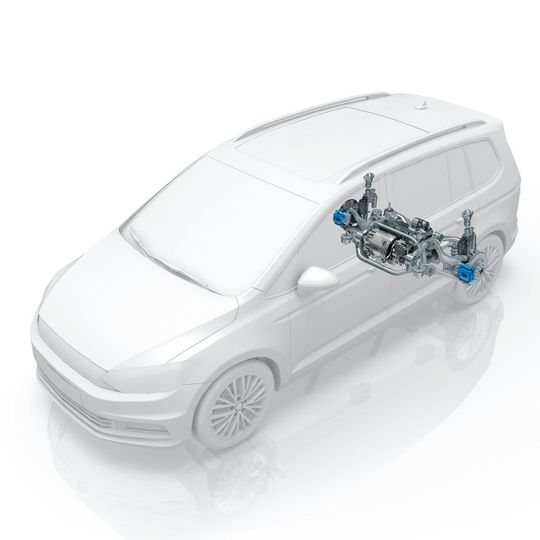 Die ZF-Antriebseinheit integriert eine elektrische Maschine mit Getriebe, Differenzial und Leistungselektronik auf engem Raum. Die ZF-Antriebseinheit integriert eine elektrische Maschine mit Getriebe, Differenzial und Leistungselektronik auf engem Raum.