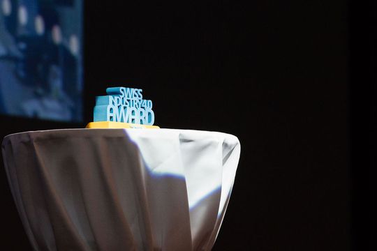 Im Rahmen der Swiss Industry 4.0 Conference wird auch der gleichnamige Award verliehen. Im Rahmen der Swiss Industry 4.0 Conference wird auch der gleichnamige Award verliehen.