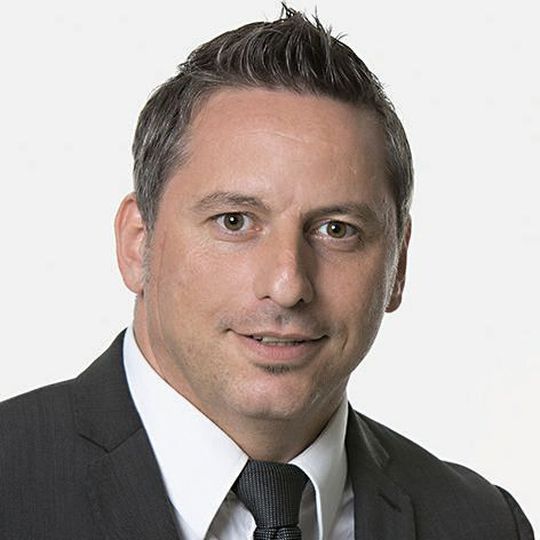 Damiano Casafina, Mitglied der Geschäftsleitung bei Röhm: „Partner der Initiative Blue Competence zu sein, ist für uns von großer Bedeutung. Durch den gegenseitigen Austausch und die gemeinsame Kommunikation profitieren alle Mitgliedsunternehmen. Ganz nach dem Motto: ‚Gemeinsam mehr erreichen‘.“