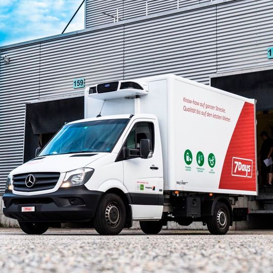 Mit 7Days kommt Bewegung in den schweizerischen Markt für Arzneimitteltransporte. Mit 7Days kommt Bewegung in den schweizerischen Markt für Arzneimitteltransporte.