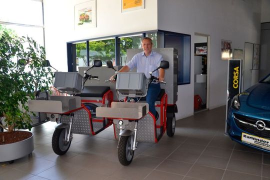 Komfort pur: Die Transportroller sind kraftvoll, wendig und bequem. Dabei wird weder die Sicherheit der Ware noch die des Fahrers beeinträchtigt.