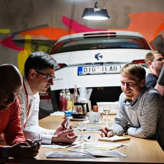 Skoda arbeitet in seinem DigiLab in Prag am Geschäftsmodell der Zukunft. Skoda arbeitet in seinem DigiLab in Prag am Geschäftsmodell der Zukunft.