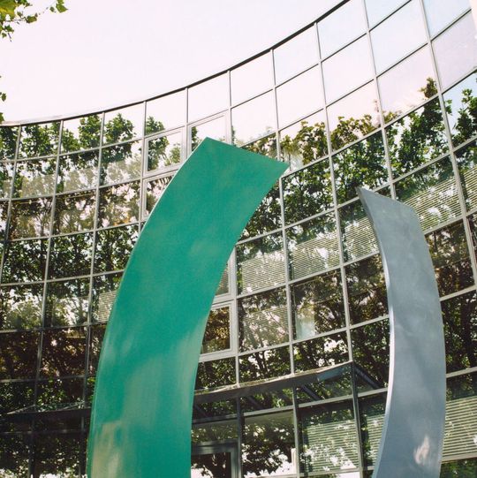 Der Hauptsitz der Profi AG befindet sich in Darmstadt. Der Hauptsitz der Profi AG befindet sich in Darmstadt.